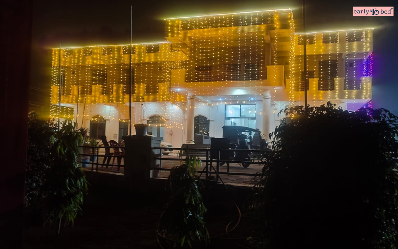 Hotel Meera & Marriage Palace Pilani, Loharu