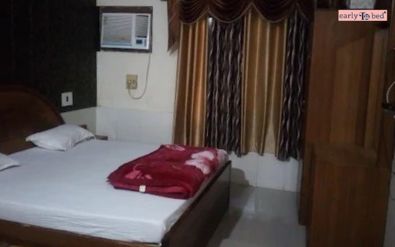 Hotel K Kontinental, banuur