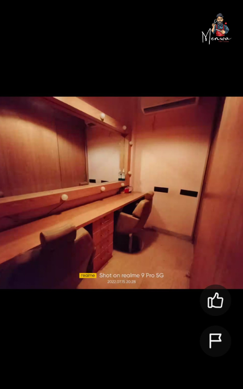 Loreal H&B salon Tundla, Firozabad