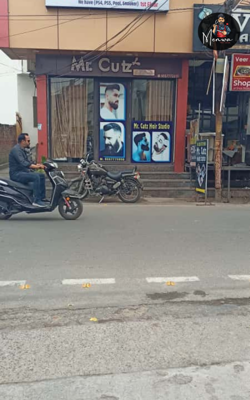 Mr.cutz hair studio, Muzaffarnagar