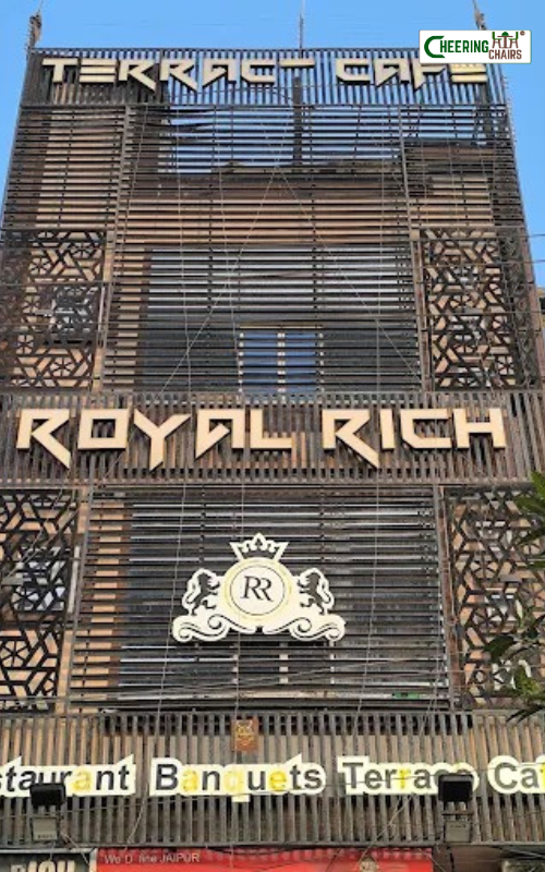 ROYAL RICH CAFE AND LOUNGE, Hathras