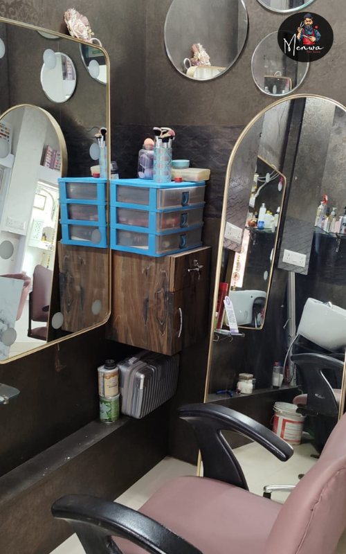 Looks & Like Unisex salon, Patna