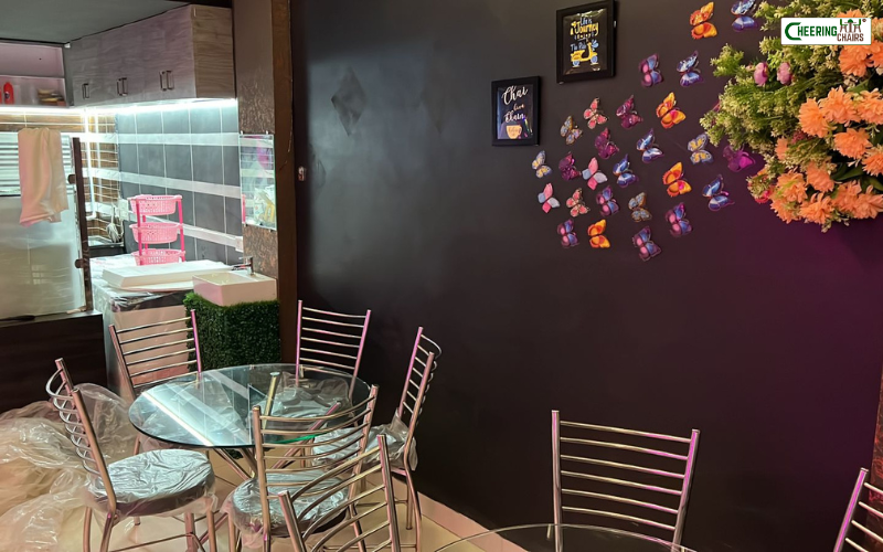 The Black Pearl Cafe Bar, Khandwa