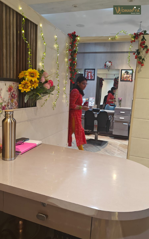 R World Beauty Care, Vrindavan