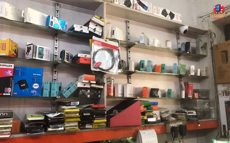 Shubh Laxmi mobile shop, Lucknow Cantonment