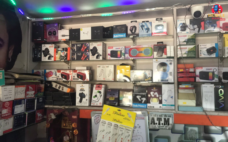 Shubh Laxmi mobile shop, Lucknow Cantonment