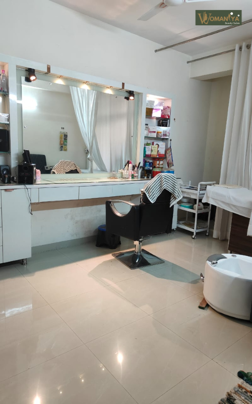 She 's Boutique & Parlour, Meerut