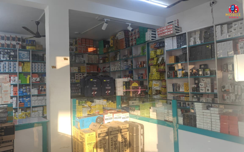 Vishal Mobile World, Lakhimpur kheri 