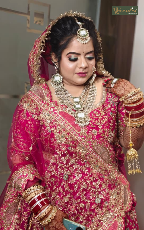 S S beauty parlour, Karhal