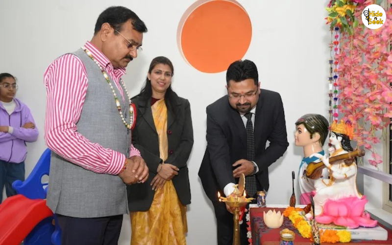 Kaushiks Wisdom Preschool, Pilibhit