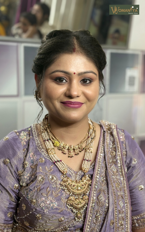 Paras Beauty Parlour, Mawana