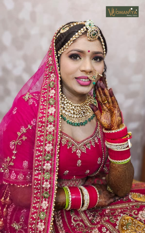 Ronak Beauty parlour, Agra