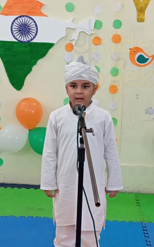 Makoons Play School, Rampur