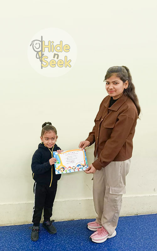 Makoons Play School, Rampur