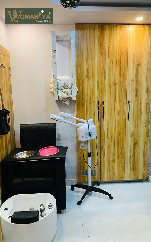 AAA SALON And Academy For Her ,Gorakhpur