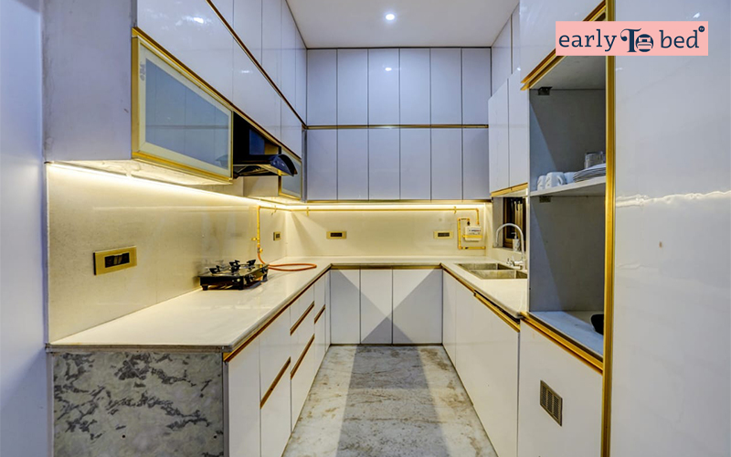 Hotel White House, Noida