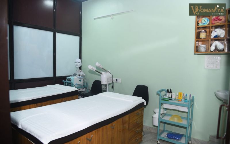 Coiffures Family Salon & Academy, Gwalior