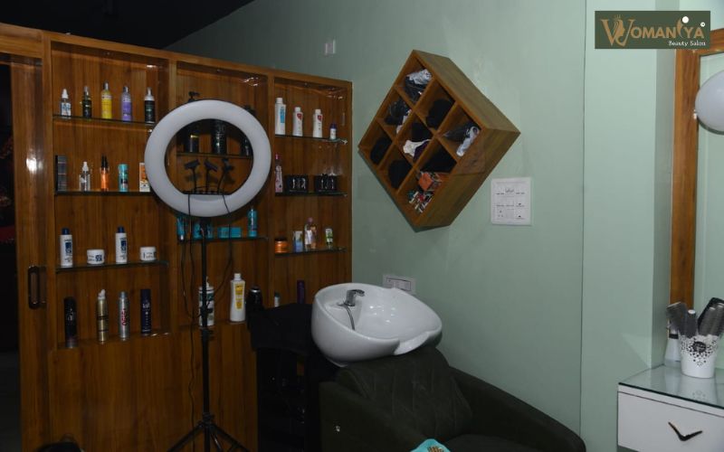 Coiffures Family Salon & Academy, Gwalior