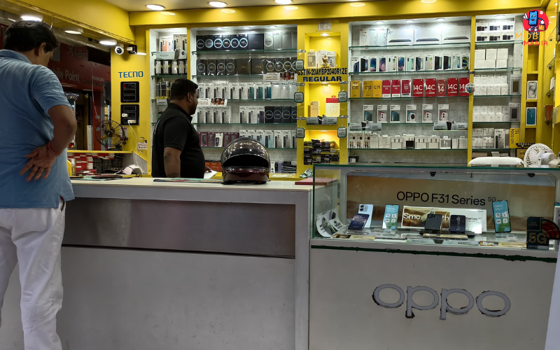 Dolly Digital Point, Palamu