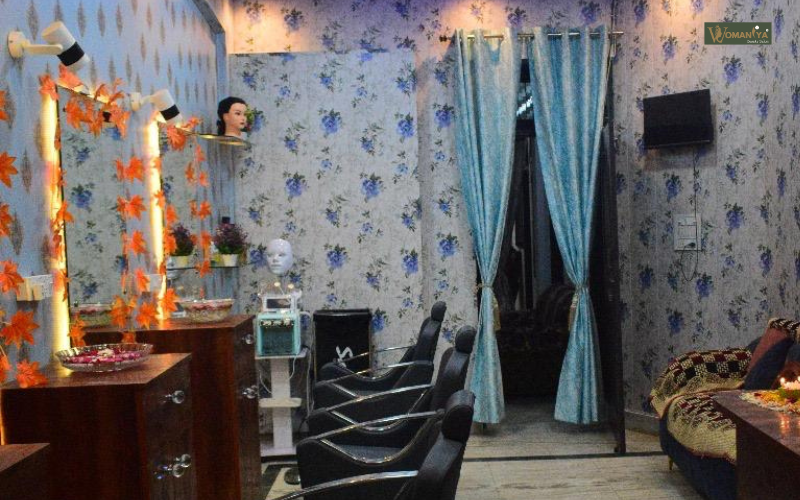 Pearl Makeup Studio and Salon, Lucknow
