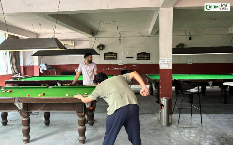 Hangout Restaurant and Gaming Club, Arki