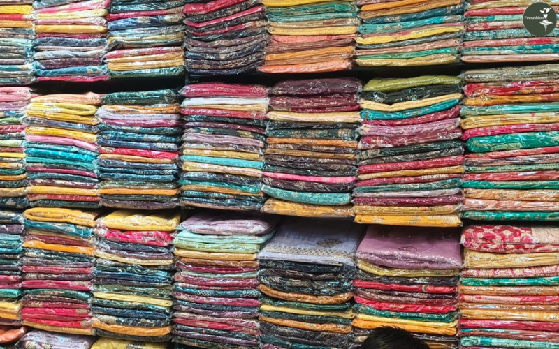 Navin Fashion House, Lakhimpur Kheri